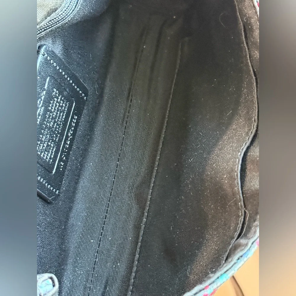 Coach Reversible Floral Crossbody Bag With A Detachable Strap C1782-F59535 - Picture 15 of 16